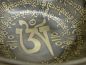 Preview: Klangschale Ton F Herzchakra 503 g ♥ Glückssymbole - OM... Preview: Klangschale Ton F Herzchakra 503 g ♥ Glückssymbole - OM...