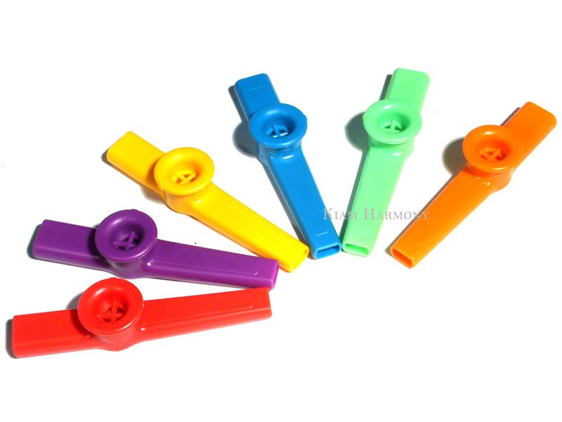 10tlg Kazoo Kunststoff Musikspielzeug Verschiedene Farben Tröte Neu 