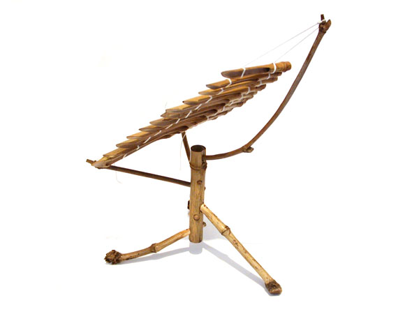 Trung - Bambus Xylophon mit Ständer und Schlägeln