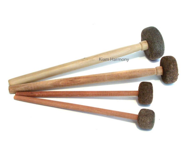 FilzSchlägel für Klangschalen, Trommeln, Gongs. Klangmassage. Klangschalen Zubehör Schlegel oder Klöppel für Klangschalen. FilzSchlägel für Klangschalen, Trommeln, Gongs. Klangmassage. Klangschalen Zubehör Schlegel oder Klöppel für Klangschalen.